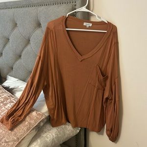 Adorable oversized top by Petal Dew!  Balloon sleeves!